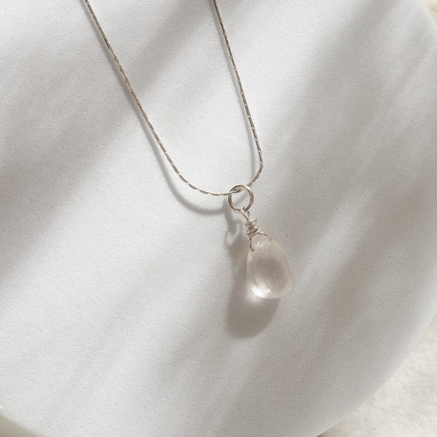 COLLAR CUARZO ROSA (CADENA A ELECCIÓN)