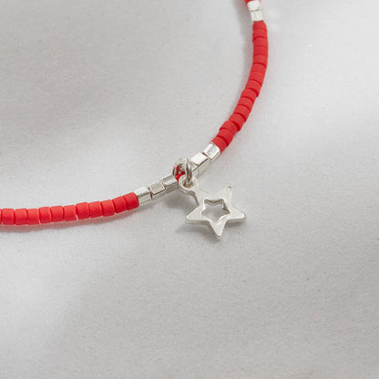 PULSERA ROJA AJUSTABLE DIJE A ELECCIÓN