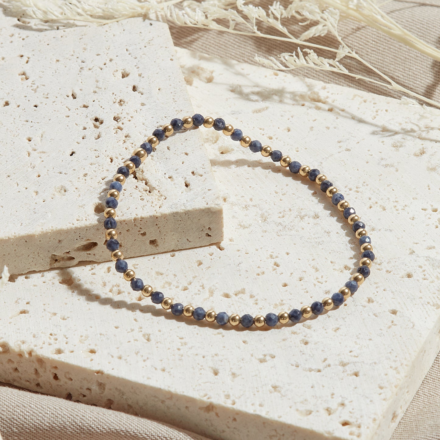 PULSERA IBIZA — GOLDFILLED Y PIEDRAS SEMIPRECIOSAS