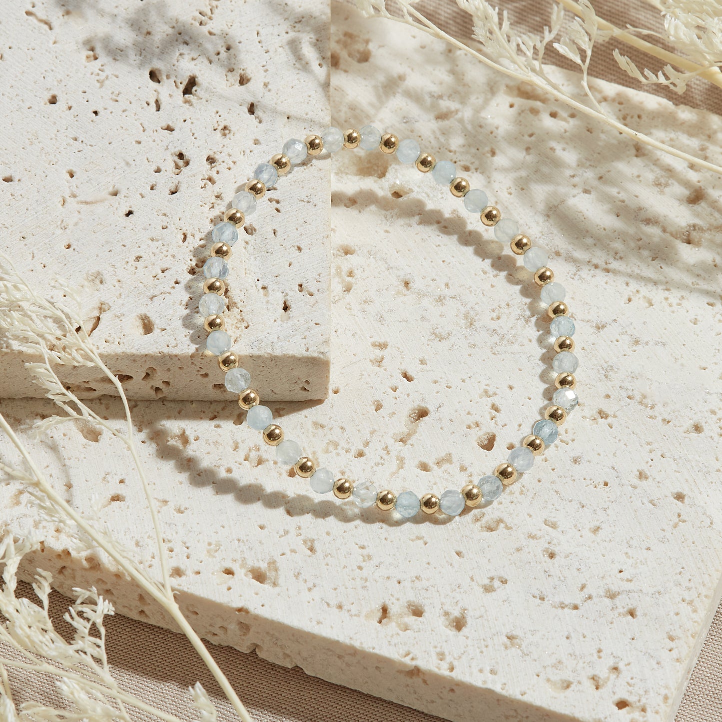 PULSERA IBIZA — GOLDFILLED Y PIEDRAS SEMIPRECIOSAS