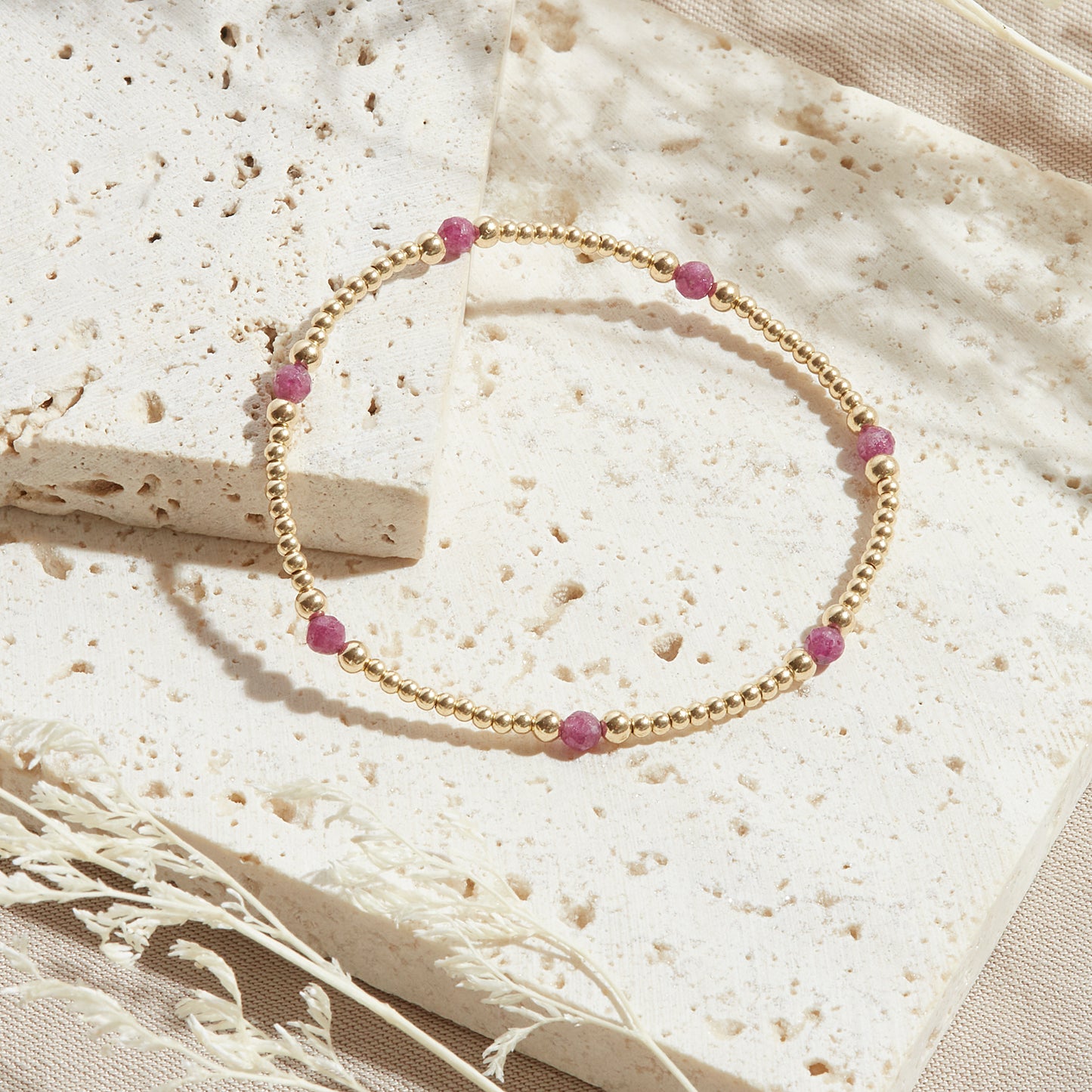 PULSERA MALDIVAS — GOLDFILLED Y PIEDRAS SEMIPRECIOSAS