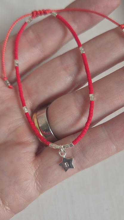 PULSERA ROJA AJUSTABLE INICIAL ESTRELLA