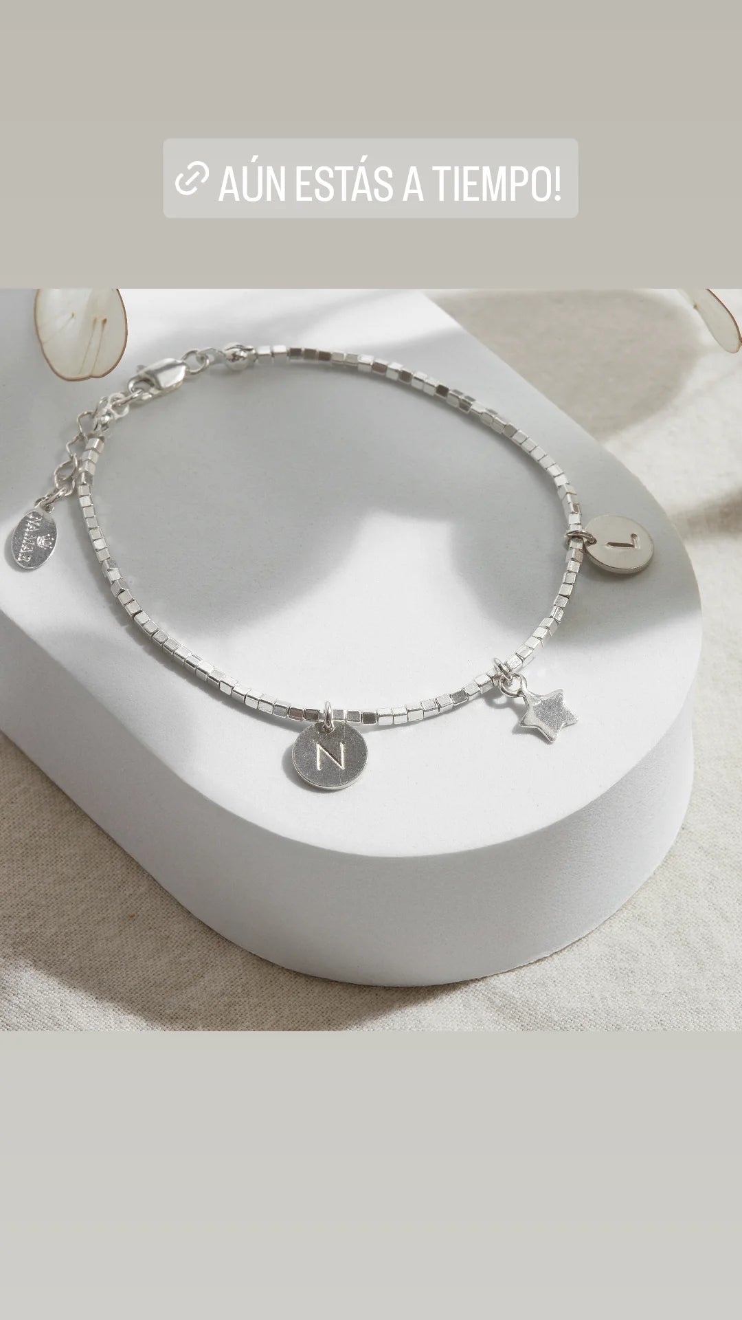 PULSERA CUADRADITA PLATA 950 INICIAL PLAQUITA