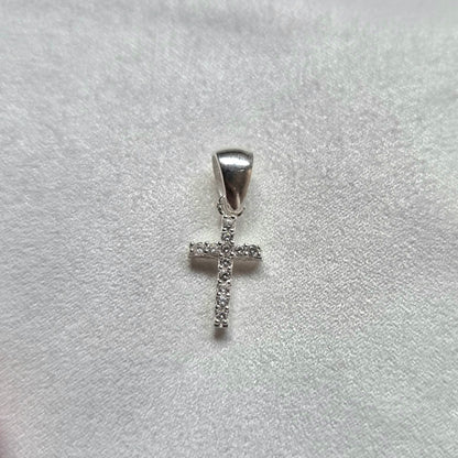 CRUZ PLATA Y CIRCONES